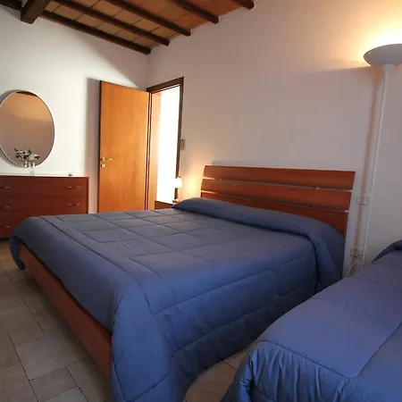 Libeccio Daire Follonica